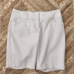 Express Women's High Rise Bermuda Length Shorts Tan And White Pinstripe Size 0
